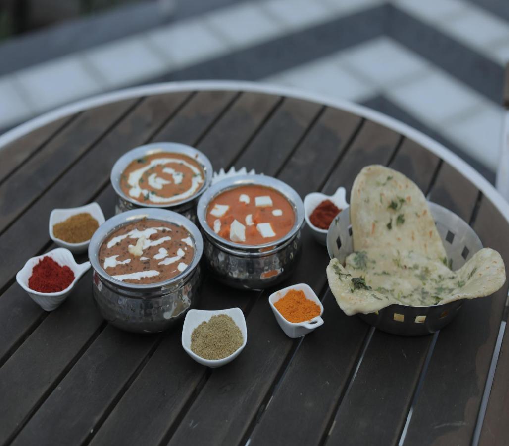360 South, Khandala ロナバラ エクステリア 写真